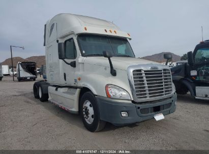 2011 FREIGHTLINER CASCADIA 125 White  Diesel 1FUJGLDR9BSAZ3954 photo #1