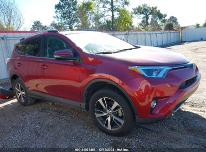 2018 TOYOTA RAV4 ADVENTURE/XLE Red  Gasoline 2T3WFREV5JW417631 photo #1