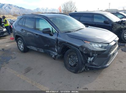 2019 TOYOTA RAV4 LE Gray  Gasoline 2T3F1RFV2KW060438 photo #1