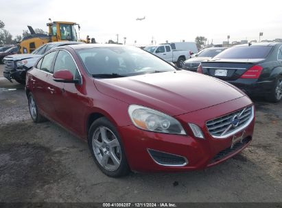 2012 VOLVO S60 T5 Red  Gasoline YV1622FS9C2098571 photo #1