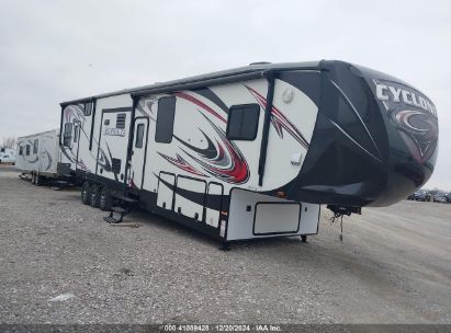 2014 HEARTLAND CYCLONE White  Other 5SFCG433XEE275470 photo #1