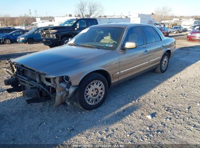 2003 MERCURY GRAND MARQUIS GS Gold  Gasoline 2MEFM74W23X662687 photo #3