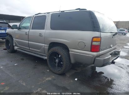 2001 GMC YUKON XL 1500 DENALI Gold  Gasoline 1GKFK66UX1J191878 photo #4