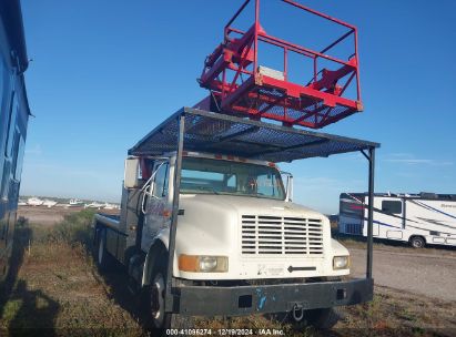 1998 INTERNATIONAL 4000 4700 White  Diesel 1HTSCAAM8WH533265 photo #1