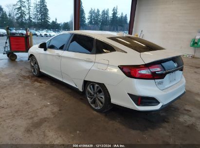 2018 HONDA CLARITY PLUG-IN HYBRID TOURING White  Hybrid JHMZC5F3XJC001636 photo #4