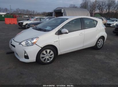 2014 TOYOTA PRIUS C TWO White  Hybrid JTDKDTB37E1074748 photo #3