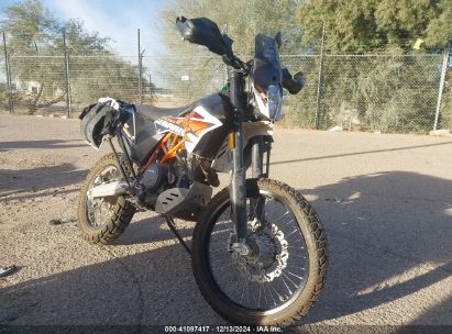 2018 KTM 690 ENDURO R White  Gasoline VBKLET400JM715783 photo #1