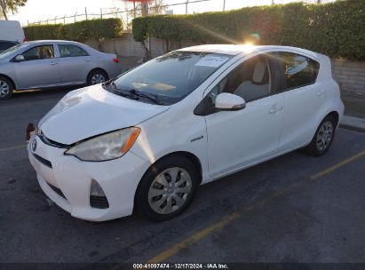 2012 TOYOTA PRIUS C TWO White  Hybrid JTDKDTB39C1013608 photo #3