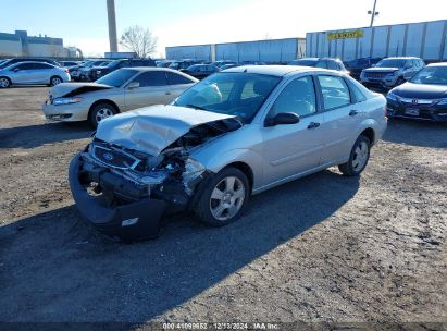 2007 FORD FOCUS S/SE/SES Silver  Gasoline 1FAHP34N27W273914 photo #3