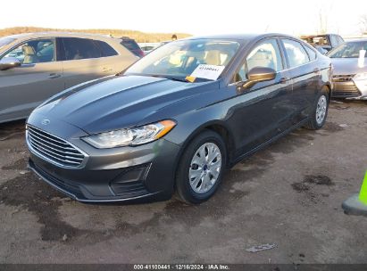 2019 FORD FUSION S Gray  Gasoline 3FA6P0G70KR198483 photo #3