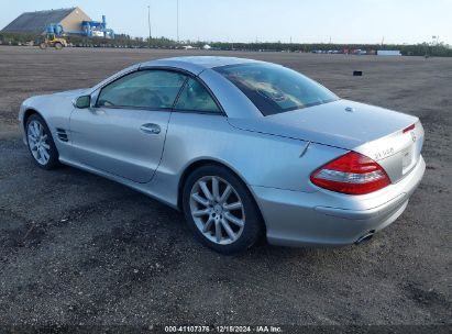 2007 MERCEDES-BENZ SL 550 Silver  Gasoline WDBSK71F37F129032 photo #4