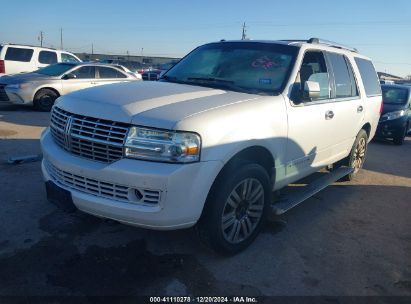 2010 LINCOLN NAVIGATOR White  Flexible Fuel 5LMJJ2H56AEJ09928 photo #3