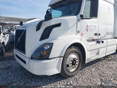 2016 VOLVO VN VNL White  Diesel 4V4NC9EH7GN938692 photo #3