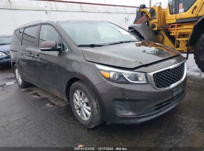 2017 KIA SEDONA LX Gray  Gasoline KNDMB5C11H6330896 photo #1