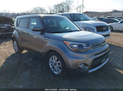 2018 KIA SOUL + Gray  Gasoline KNDJP3A57J7513413 photo #1