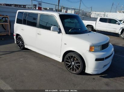 2005 SCION XB White  Gasoline JTLKT334450191708 photo #1