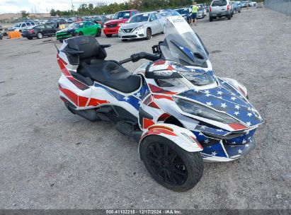 2018 CAN-AM SPYDER ROADSTER RT/RT LIMITED/RT LIMITED 10TH ANNIVERSARY White  Gasoline 2BXNBDD28JV003858 photo #1