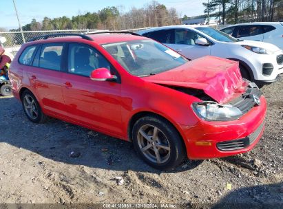 2013 VOLKSWAGEN JETTA SPORTWAGEN 2.5L S Red  Gasoline 3VWPP7AJ3DM648099 photo #1