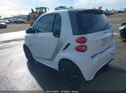 2015 SMART FORTWO PASSION/PURE White  Gasoline WMEEJ3BA4FK811180 photo #4