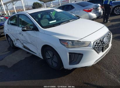 2022 HYUNDAI IONIQ HYBRID SE White  Hybrid KMHC75LC4NU282733 photo #1