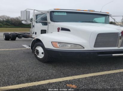 2018 KENWORTH T3 SERIES White  Diesel 2NKHHM6X2JM205183 photo #1