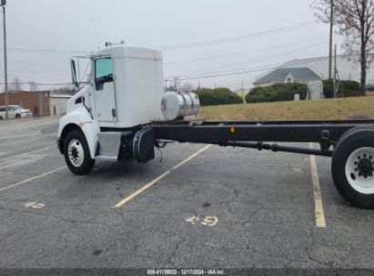 2018 KENWORTH T3 SERIES White  Diesel 2NKHHM6X2JM205183 photo #4