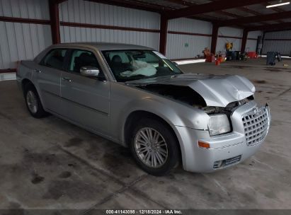 2010 CHRYSLER 300 TOURING/SIGNATURE SERIES/EXECUTIVE SERIES Silver  Gasoline 2C3CA5CV1AH325918 photo #1