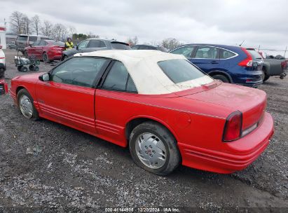 1992 OLDSMOBILE CUTLASS SUPREME Red  Gasoline 1G3WT34T6ND302660 photo #4