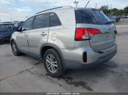 2015 KIA SORENTO LX Silver  Gasoline 5XYKT4A60FG644367 photo #4