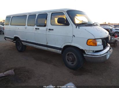 1999 DODGE RAM WAGON 3500 White  Gasoline 2B5WB35Z9XK542955 photo #1