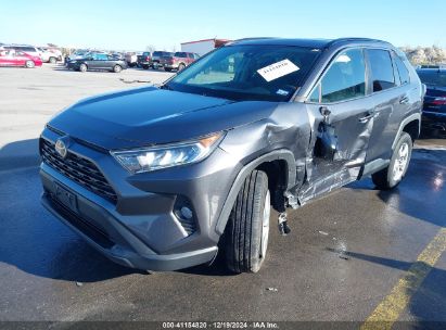 2021 TOYOTA RAV4 XLE Gray  Gasoline 2T3W1RFV4MC138397 photo #3