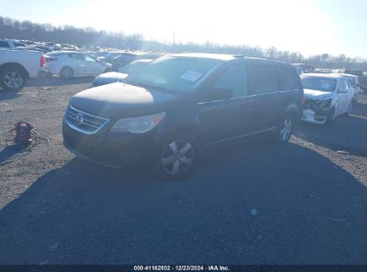 2009 VOLKSWAGEN ROUTAN SE Black  Gasoline 2V8HW34189R553699 photo #3