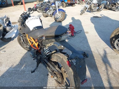 2023 KTM 390 DUKE MD2JPJ402PN205729 photo #4
