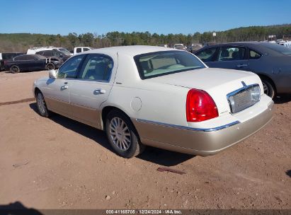 2005 LINCOLN TOWN CAR SIGNATURE White  Gasoline 1LNHM81W95Y608063 photo #4