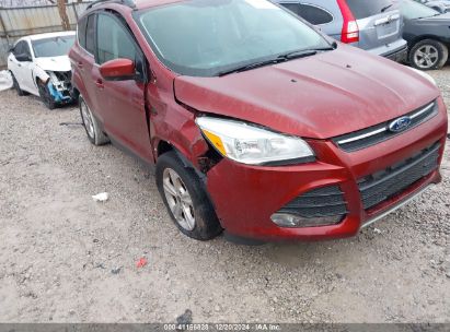 2015 FORD ESCAPE SE Maroon  Gasoline 1FMCU0G90FUA30747 photo #1