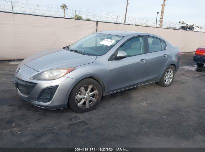 2011 MAZDA MAZDA3 I TOURING Silver  Gasoline JM1BL1VF5B1386625 photo #3