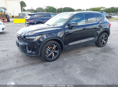 2024 VOLVO XC40 B5 CORE BRIGHT THEME/B5 CORE DARK THEME Black  gas YV4L12UK0R2336862 photo #3