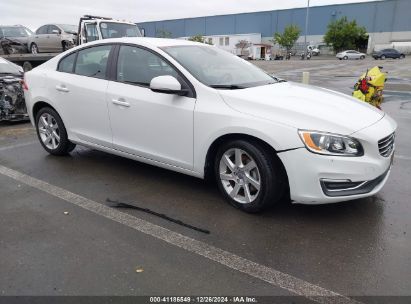 2014 VOLVO S60 T5 White  Gasoline YV1612FS6E1292499 photo #1