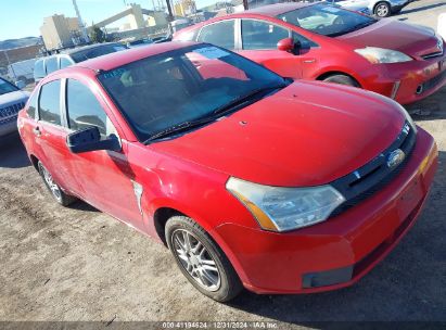 2008 FORD FOCUS SE/SES Red  Gasoline 1FAHP35N68W115172 photo #1