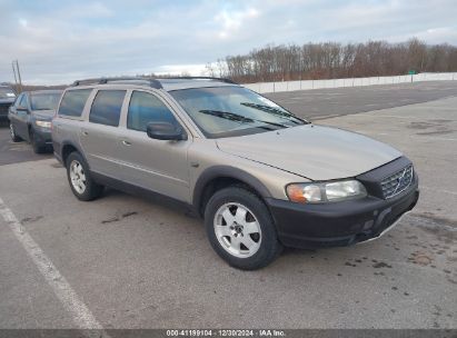 2001 VOLVO V70 XC Tan  Gasoline YV1SZ58D811024183 photo #1