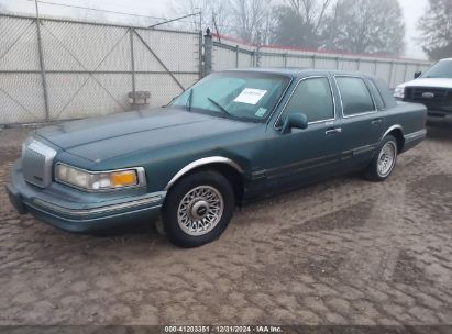 1995 LINCOLN TOWN CAR EXECUTIVE Green  Gasoline 1LNLM81W2SY724338 photo #3