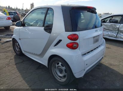 2015 SMART FORTWO PASSION/PURE White  Gasoline WMEEJ3BA1FK811668 photo #4