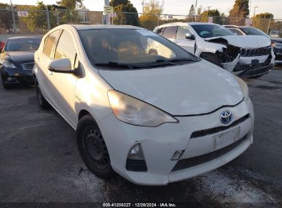 2012 TOYOTA PRIUS C TWO White  Hybrid JTDKDTB38C1026978 photo #1