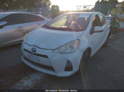 2012 TOYOTA PRIUS C TWO White  Hybrid JTDKDTB38C1026978 photo #3