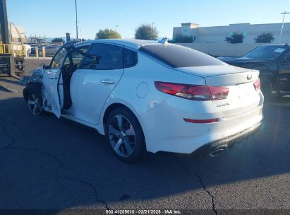 2019 KIA OPTIMA LX/S White  Gasoline 5XXGT4L35KG353970 photo #4