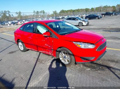 2015 FORD FOCUS SE Red  Gasoline 1FADP3F21FL243627 photo #1