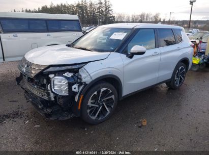 2024 MITSUBISHI OUTLANDER SE 2.5 2WD/SE BLACK EDITION S-AWC/SE BLACK EDITION W/PANO ROOF White  Gasoline JA4J3VA83RZ081155 photo #3