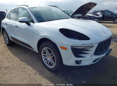 2018 PORSCHE MACAN White  gas WP1AA2A58JLB23812 photo #1