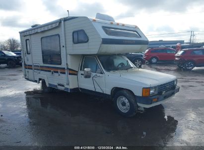 1986 TOYOTA PICKUP CAB CHASSIS RN75 DLX White  Gasoline JT5RN75U4G0002739 photo #1