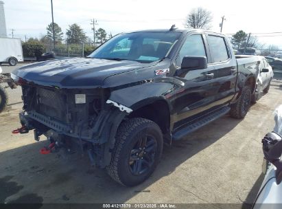 2022 CHEVROLET SILVERADO 1500 4WD  SHORT BED CUSTOM TRAIL BOSS Black  Gasoline 3GCPDCED5NG547087 photo #3